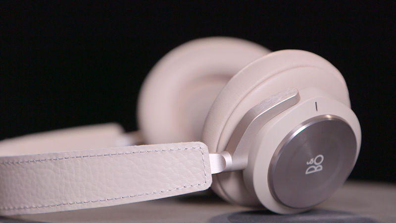 The Bang & Olufsen Beoplay H9i